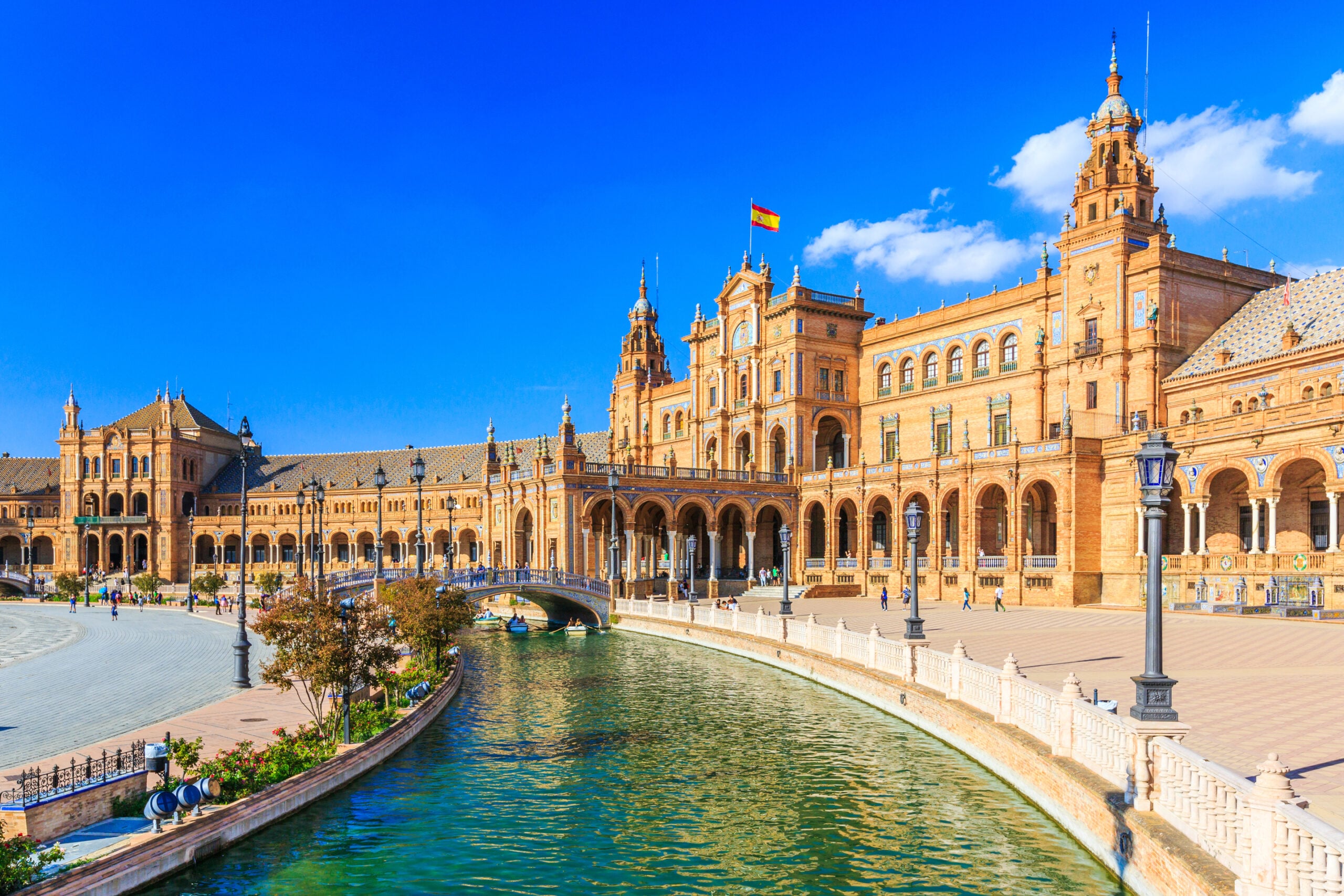 Cannabis in Seville: Travel Guidelines